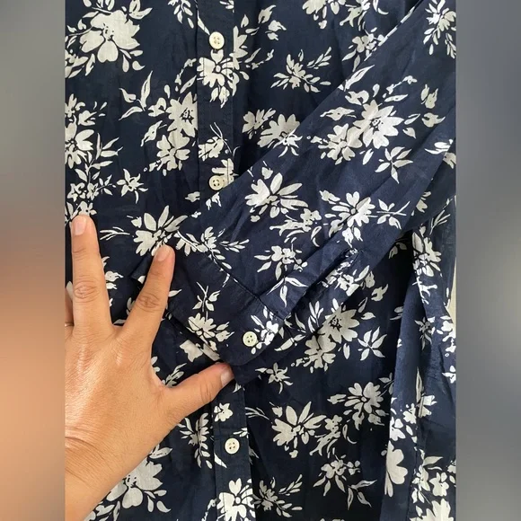 Lauren Ralph Lauren Women's Button Up  Blouse Sz M Blue/White Floral 3/4 Sleeves - Picture 4 of 4